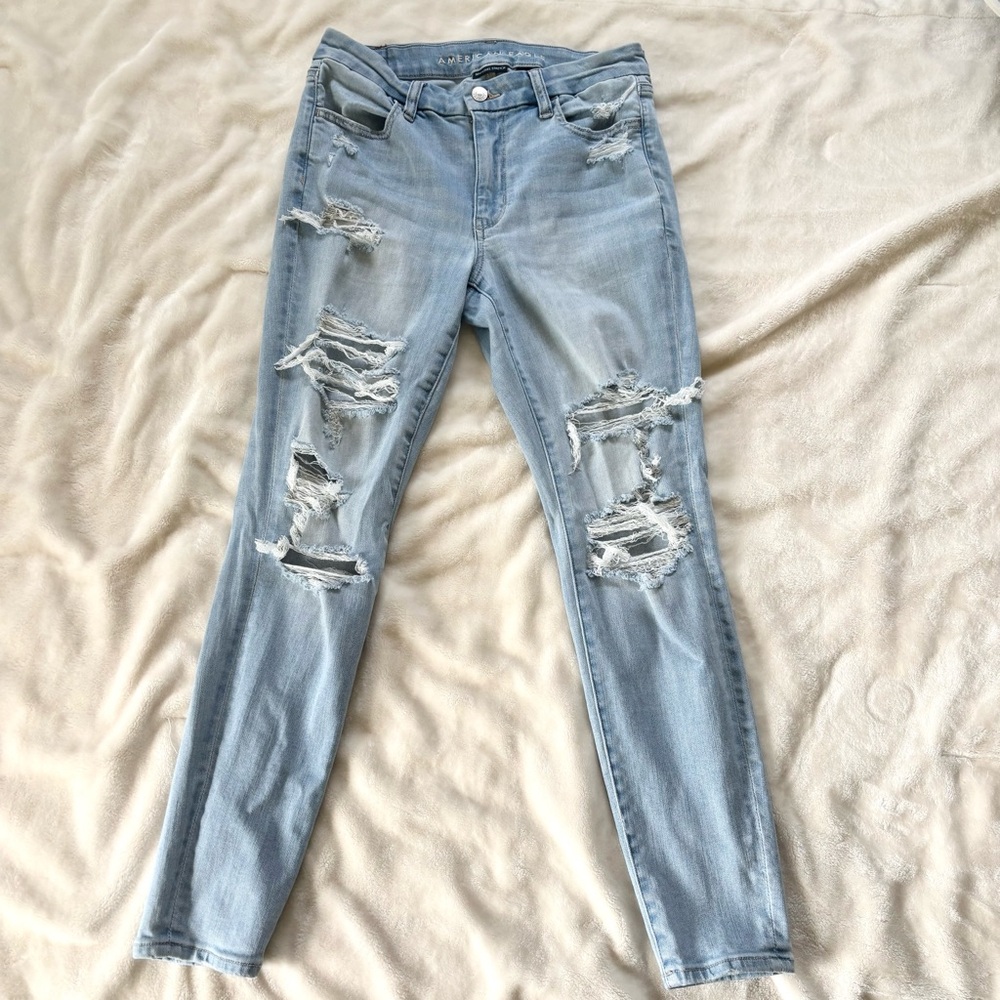 • american eagle distressed curvy high-rise jegging | 6 short •